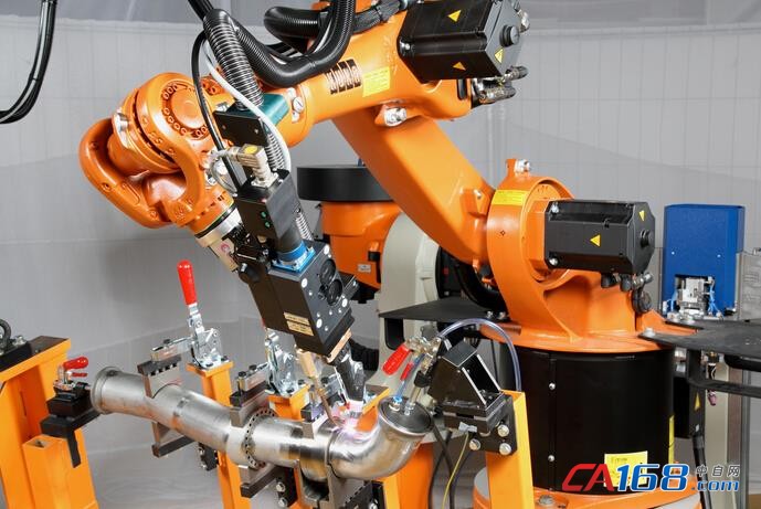 人机协作是必然选择 中国领跑全球工业机器人市场